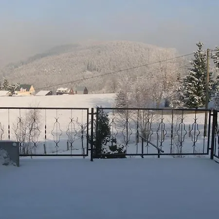 With 1 Bedroom بيت للعطل