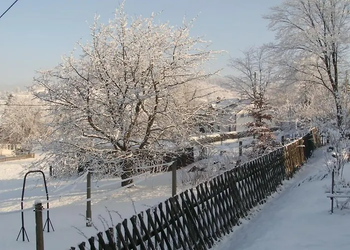 With 1 Bedroom بيت للعطل كلينغنتال